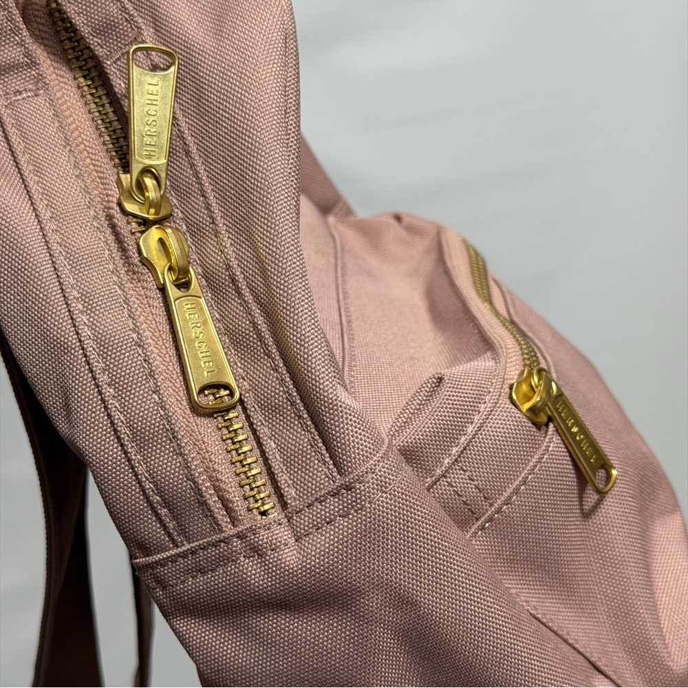 Herschel • Nova Mini Backpack Ash Rose Pink 9L - Picture 12 of 13